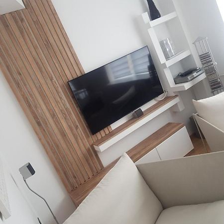 Centar Ns Apartment Novi Sad Luaran gambar